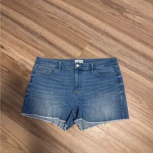 Vineyard Vines Light Blue Denim Frayed Hem Shorts